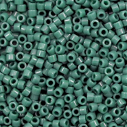Miyuki Perlen delica's 11/0 Duracoat opaque dyed forest green DB-2358