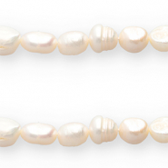 BQ Süsswasserperlen Nugget oval 10x9mm Natural white