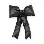 Statement-Anhänger Schleife Black