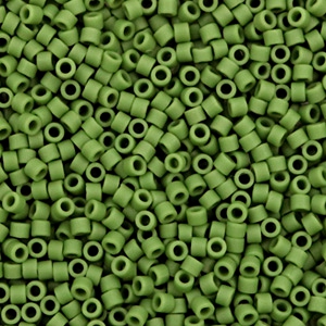 Miyuki Perlen delica's 11/0 Opaque matte avocado green DB-1585