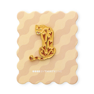 BY31&reg; Anstecker Leopard auf Zierkarte Beige-brown-red-gold