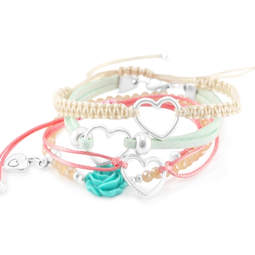 Lovely Schmuck