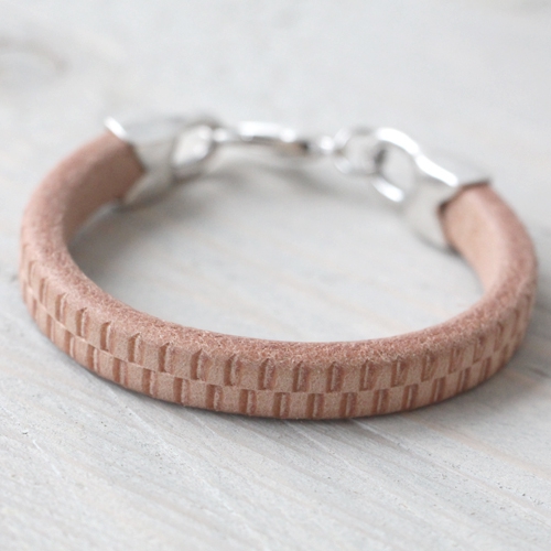 Mach trendy schicke Armb&auml;nder mit Divino Leder!