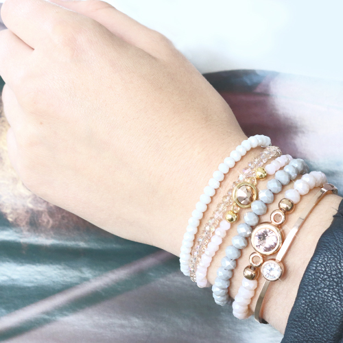 Werden Sie inspriert durch diese sch&ouml;ne Armb&auml;nder mit hippen Top Facett Perlen!