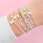 Minimalistisch mit Miyuki und goldenen Details