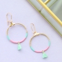 Trendy Schmuck mit Mini Quasten, DQ Metall Anh&auml;ngern und Karabiner Verschl&uuml;sse