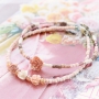 Minimalistischer Blumen Schmuck mit Rosen Perlen und Daisy Blumen Perlen