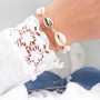 Lesen Sie hier, wie Sie trendy Schmuck machen mit neuen Kaurimuscheln!