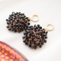 Festliche Ohrringe mit Ornamenten und Pompom Anh&auml;ngern!