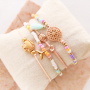 Wir haben diesen Schmuck mit der Sommer DQ Metall Kollektion hergestellt: