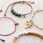 Sehen Sie hier, wie Sie den sch&ouml;nsten personalisierten Schmuck selbst herstellen k&ouml;nnen: