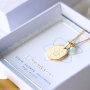 Beginnen Sie mit der neuesten Birth Flower Kollektion!