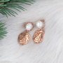 Lassen Sie sich inspirieren! Sehen Sie hier, wie Sie Ohrringe und Armb&auml;nder in einer Weihnachts- / Winteratmosph&auml;re herstellen: