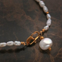 So kombinieren Sie mehrere Arten von Perlen im Schmuck: