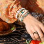 Entwerfen Sie Schmuck im Boho-Schick mit S&uuml;&szlig;wasserperlen, Rocailles, Natursteinperlen und Muschelperlen. 