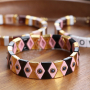 Kreieren Sie originellen Schmuck mit unseren Tile-Beads, indem Sie sich durch Formen und Farben inspirieren lassen!