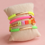 Eine sommerliche Armband-Kollektion selbst erstellen