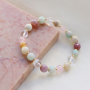 So stellen Sie trendigen Schmuck mit Natursteinperlen her
