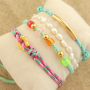 Aus Kordeln trendige Armb&auml;nder kreieren