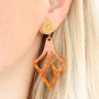 Schmuck gestalten mit Resin-Anh&auml;ngern im hauseigenen Design