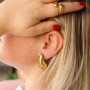 Inspirationszeit mit Edelstahl-Ohrsteckern und Ringe