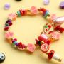 Neue Ideen! Armb&auml;ndchen aus Perlen mit einem fr&ouml;hlichen Twist. 