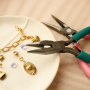 Ideen f&uuml;r romantischen Hals- und Armschmuck mit Herzanh&auml;ngern