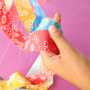 So entsteht aus einem Bandana ein Schmuckst&uuml;ck