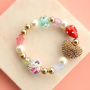 Einzigartige Schmuckdesigns mit glitzernden Bohemian-Perlen und Anh&auml;nger