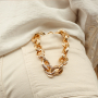 Schmuck darf auffallen: Designideen mit grobgliedrigem Aluminium-Jasseron