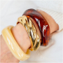 Resin trifft Metall im Armband-Look