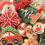 Mix & Match: Perlenbroschen in festlichen Designs
