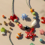 Sommer-Schmuck mit Glasanh&auml;ngern gestalten