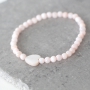 Mit diesen Muschel Perlen machen Sie den sch&ouml;nsten Schmuck f&uuml;r den Sommer