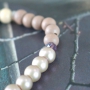 Diesen Beach Schmuck machen Sie mit unseren neuen Glasperlen Pearl Shine!