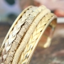 Mach hippen Schmuck aus trendy Band mit einem Metallic Look!