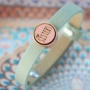 Mach mega trendy Schmuck in einem hippen Look mit unseren Holz Cabochon!
